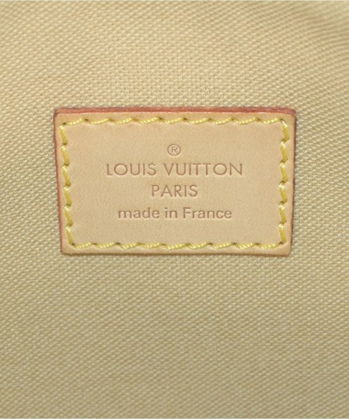 LOUIS VUITTON กระเป๋าสะพาย