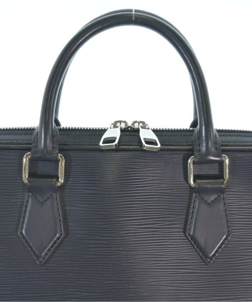 LOUIS VUITTON กระเป๋าธุรกิจ