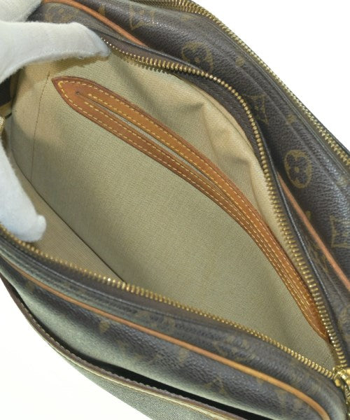 LOUIS VUITTON กระเป๋าสะพาย