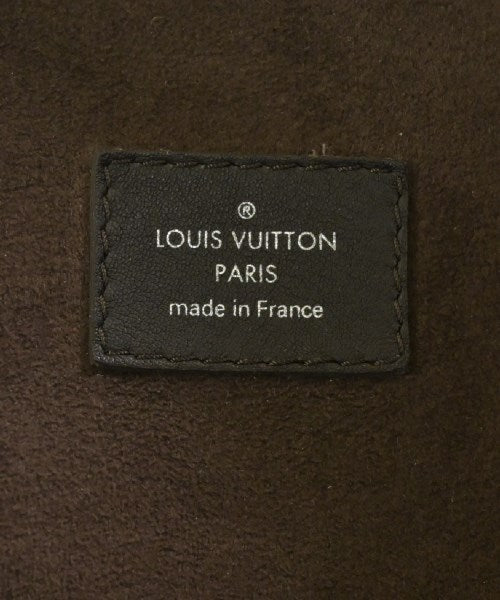 LOUIS VUITTON เป้สะพายหลัง