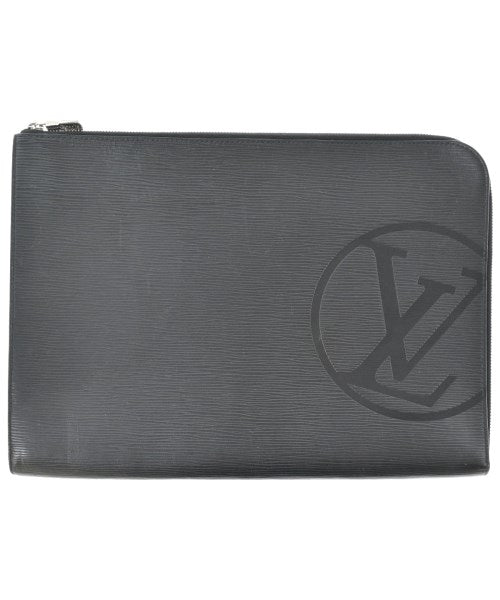 LOUIS VUITTON คลัตช์