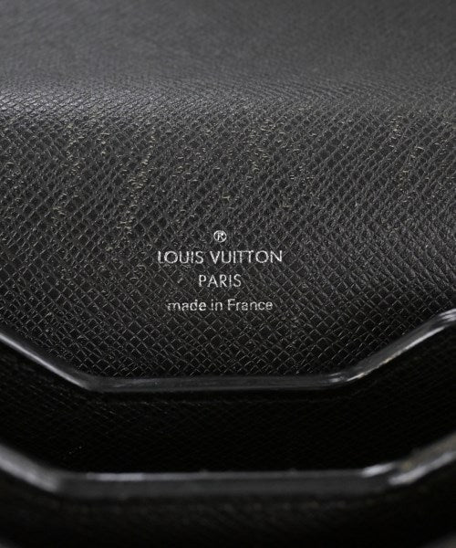 LOUIS VUITTON กระเป๋าธุรกิจ
