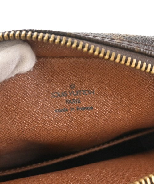 LOUIS VUITTON กระเป๋าสะพาย