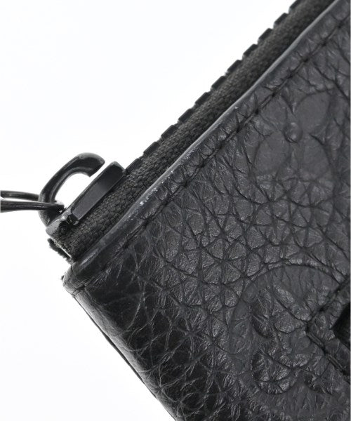 LOUIS VUITTON คลัตช์