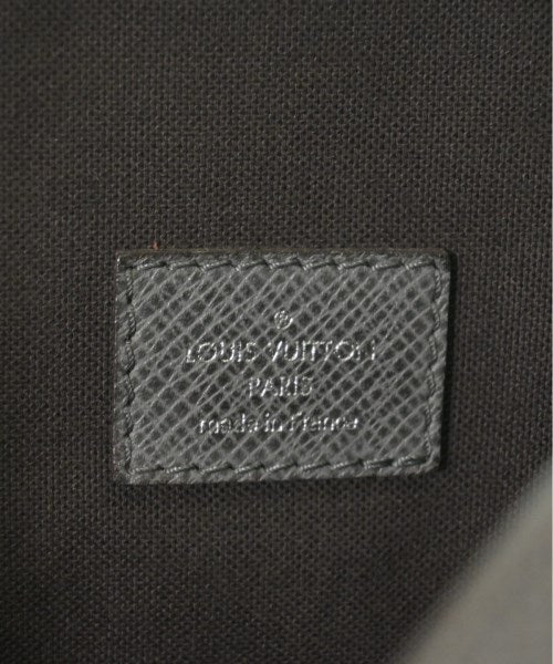 LOUIS VUITTON กระเป๋าสะพาย