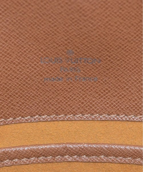 LOUIS VUITTON กระเป๋าสะพาย