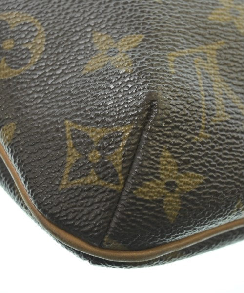 LOUIS VUITTON กระเป๋าสะพาย