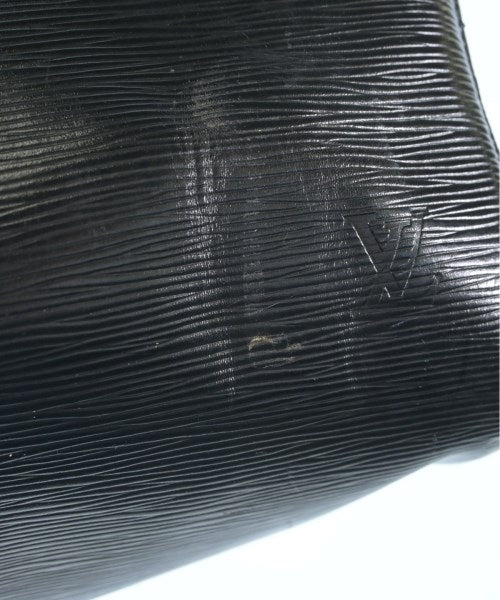 LOUIS VUITTON กระเป๋าใส่อุปกรณ์ขนาดใหญ่