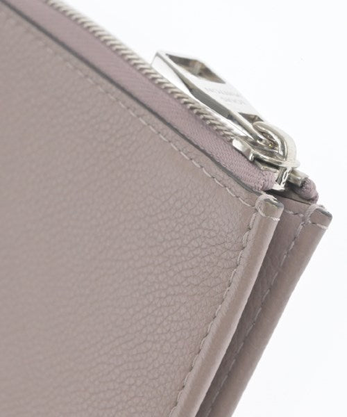 LOUIS VUITTON คลัตช์