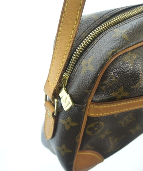 LOUIS VUITTON กระเป๋าสะพาย