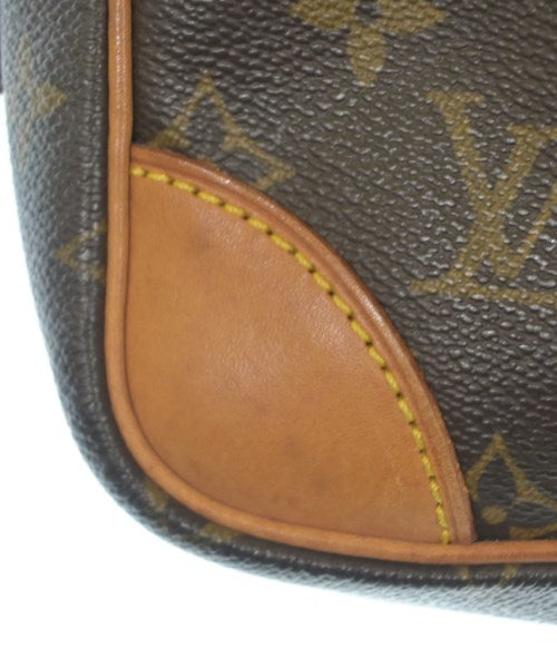LOUIS VUITTON กระเป๋าสะพาย