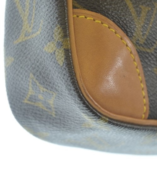 LOUIS VUITTON กระเป๋าสะพาย