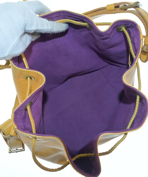 LOUIS VUITTON กระเป๋าสะพาย