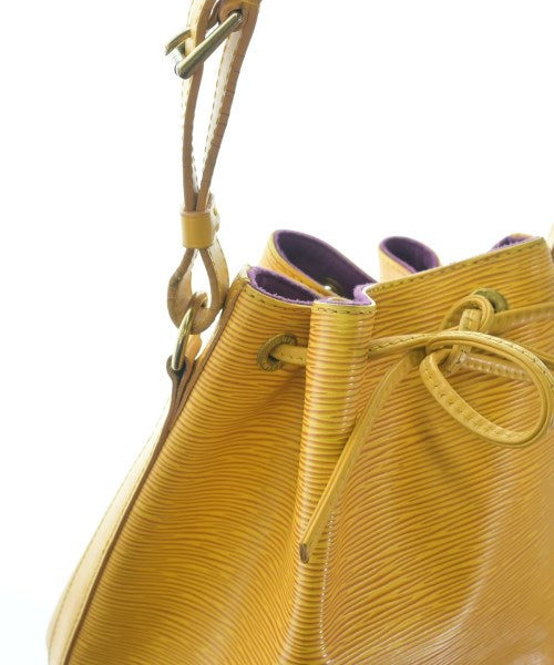 LOUIS VUITTON กระเป๋าสะพาย