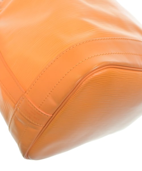 LOUIS VUITTON กระเป๋าสะพาย