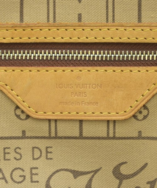 LOUIS VUITTON กระเป๋าถือขนาดใหญ่