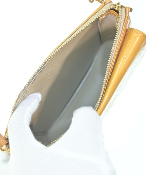 LOUIS VUITTON กระเป๋าสะพาย