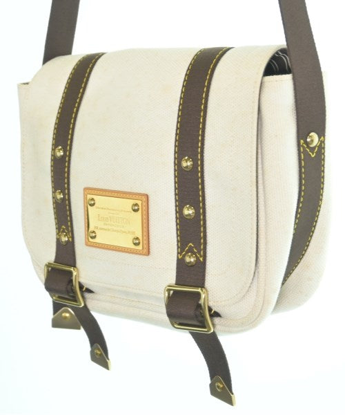 LOUIS VUITTON กระเป๋าสะพาย