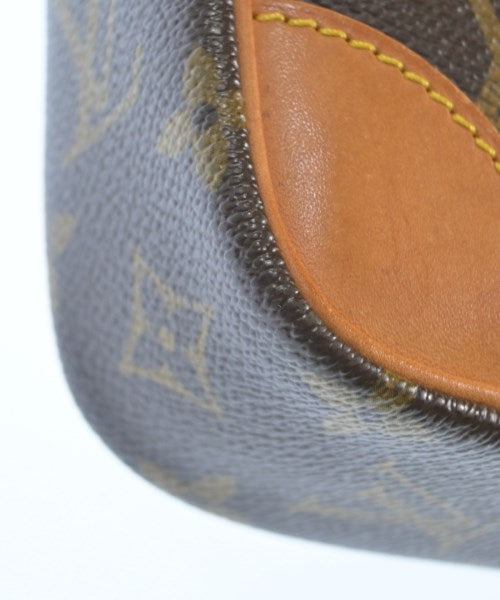 LOUIS VUITTON กระเป๋าสะพาย