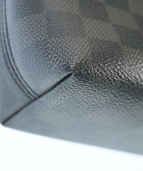 LOUIS VUITTON กระเป๋าสะพาย