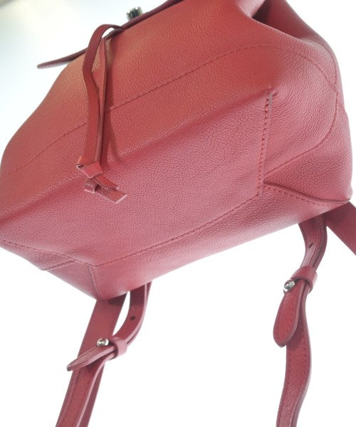 LOUIS VUITTON เป้สะพายหลัง