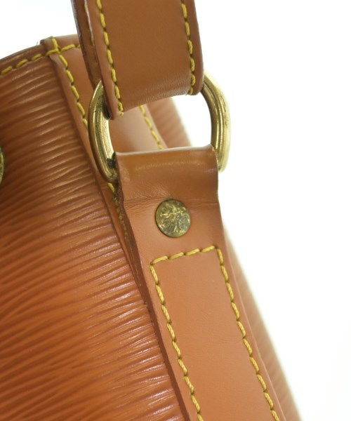 LOUIS VUITTON กระเป๋าสะพาย
