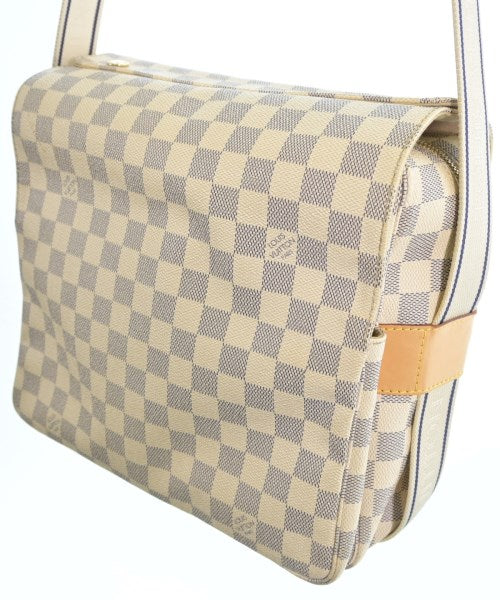 LOUIS VUITTON กระเป๋าสะพาย