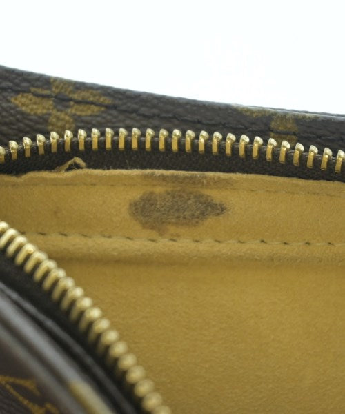 LOUIS VUITTON กระเป๋าสะพาย