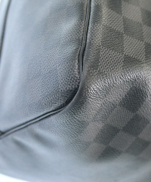 LOUIS VUITTON กระเป๋าใส่อุปกรณ์ขนาดใหญ่
