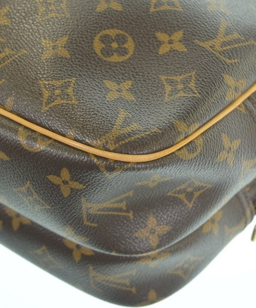LOUIS VUITTON กระเป๋าสะพาย