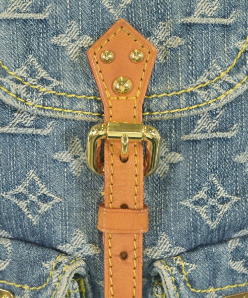 LOUIS VUITTON เป้สะพายหลัง