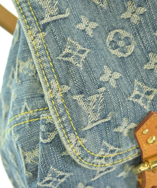 LOUIS VUITTON เป้สะพายหลัง