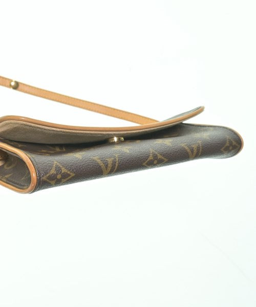 LOUIS VUITTON กระเป๋าสะพาย