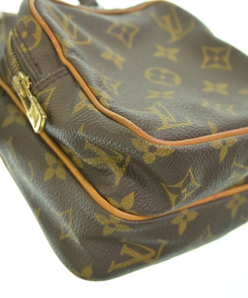 LOUIS VUITTON กระเป๋าสะพาย