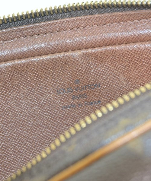 LOUIS VUITTON กระเป๋าสะพาย