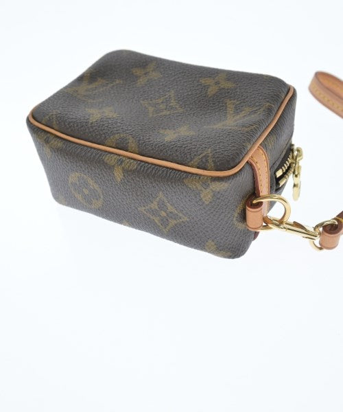 LOUIS VUITTON กระเป๋า