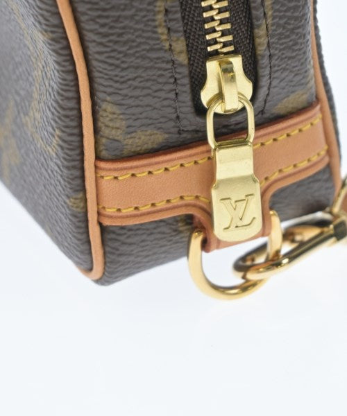 LOUIS VUITTON กระเป๋า