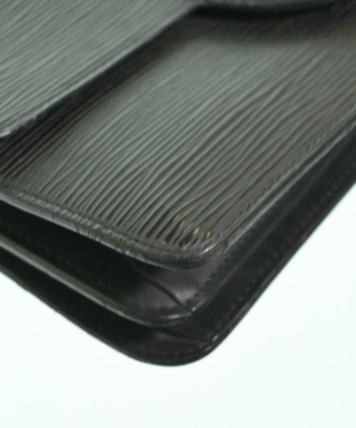 LOUIS VUITTON กระเป๋าสะพาย