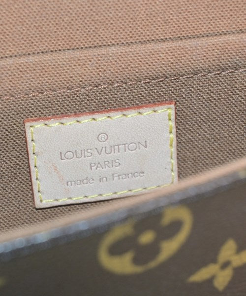 LOUIS VUITTON เป้สะพายหลัง