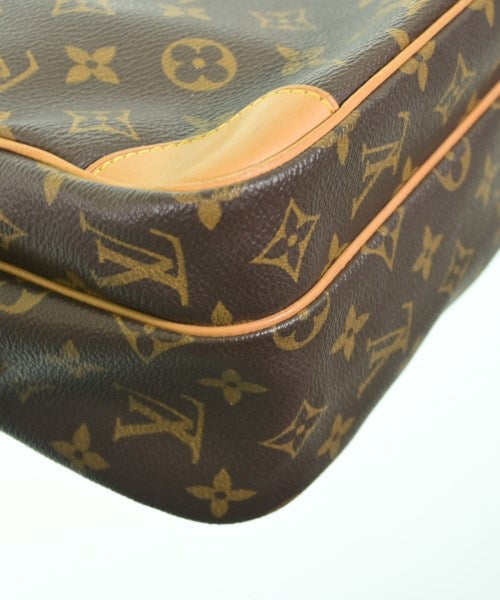 LOUIS VUITTON กระเป๋าสะพาย