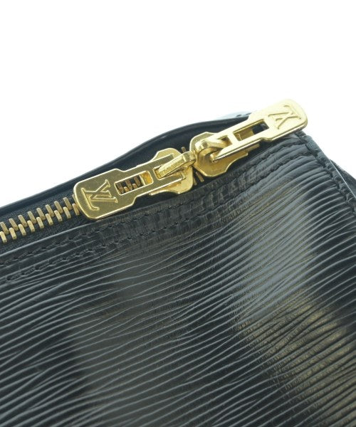 LOUIS VUITTON กระเป๋าใส่อุปกรณ์ขนาดใหญ่