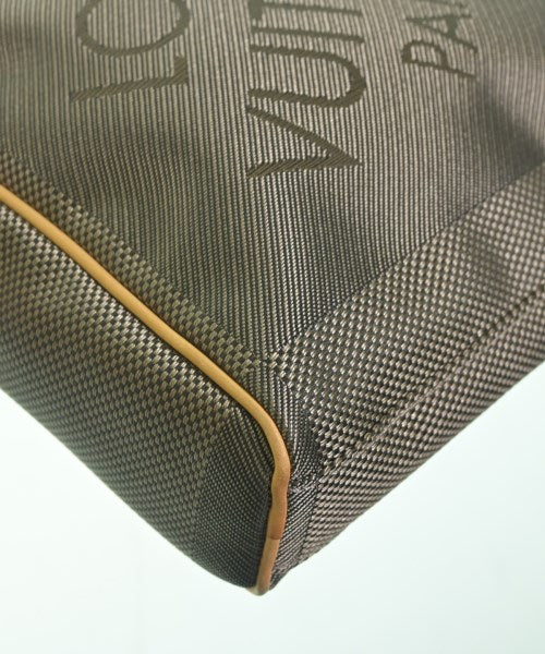 LOUIS VUITTON กระเป๋าสะพาย
