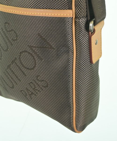 LOUIS VUITTON กระเป๋าสะพาย