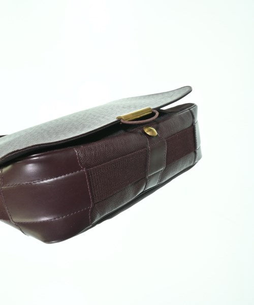 LOUIS VUITTON กระเป๋าสะพาย