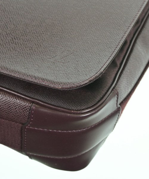 LOUIS VUITTON กระเป๋าสะพาย