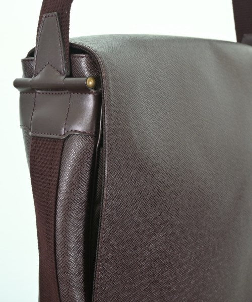 LOUIS VUITTON กระเป๋าสะพาย