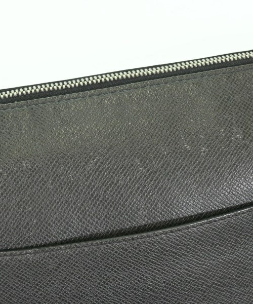 LOUIS VUITTON กระเป๋าสะพาย