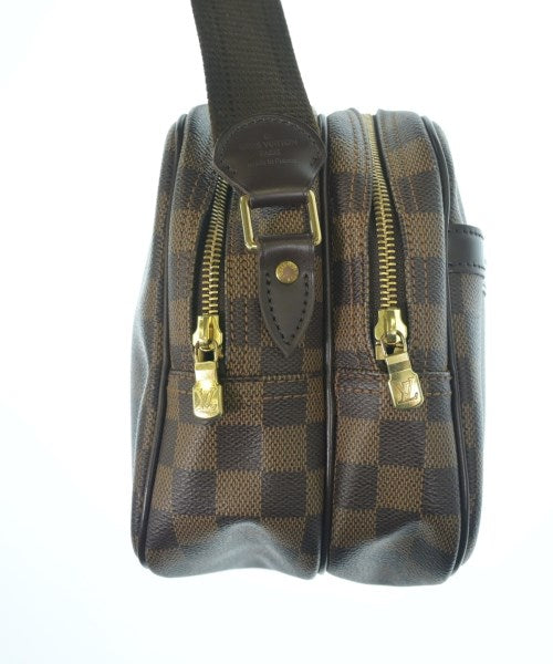 LOUIS VUITTON กระเป๋าสะพาย