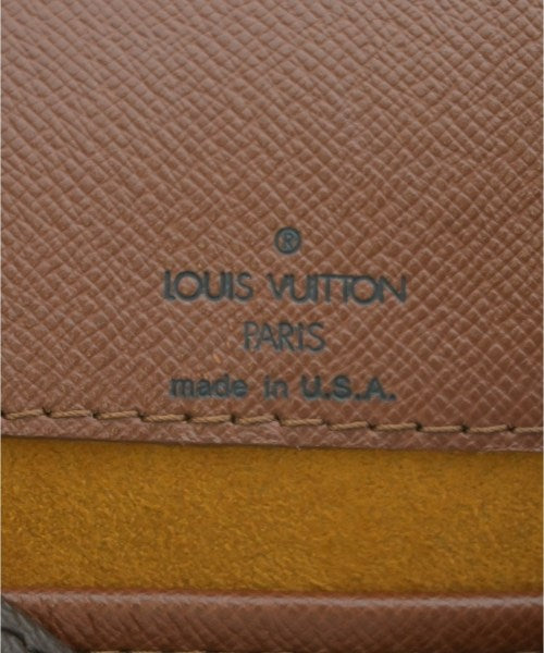 LOUIS VUITTON กระเป๋าสะพาย