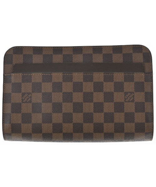 LOUIS VUITTON คลัตช์